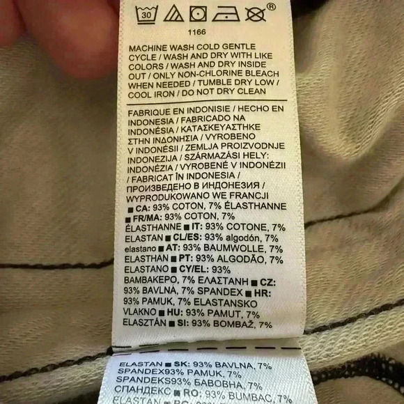 Athleta Farallon Short | Pebbles Texture Black | SZ M - Picture 11 of 11